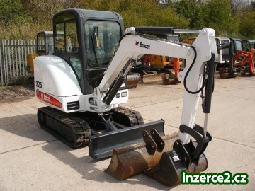 Bobcat 325 Mini Bager_1 385337_1.jpg