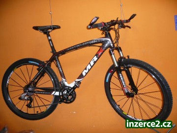 Celokarbonové kolo MRX_1 38667_1.jpg