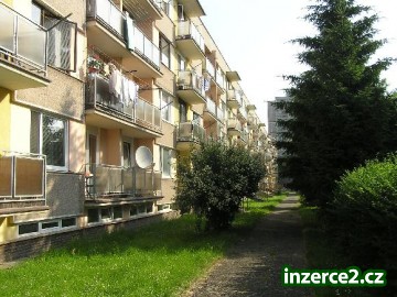 Pronájem zařízeného bytu v Hradci Králové_1 388403_1.jpg