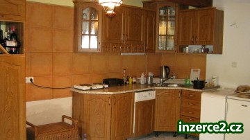 Krásný dům nedaleko Hradce Králové_2 388404_2.jpg