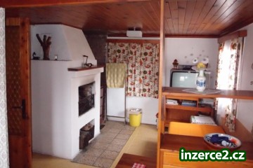 Zděná chata vhodná k rekreaci i trvalému bydlení v Chaloupkách_2 388408_2.jpg