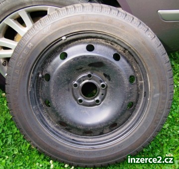 Zimní pneumatiky 100 % (najeto cca. 200 Km) 205/55 R16 na discích_1 38898_1.jpg