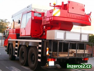 Autojeřáb Liebherr LTM 1055-3.1_2 389896_2.jpg