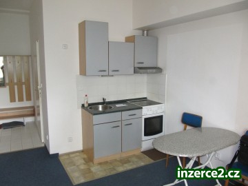 Pronájem: 1+kk, Praha – Vyšehrad, ul. U Gymnázia_1 390490_1.jpg