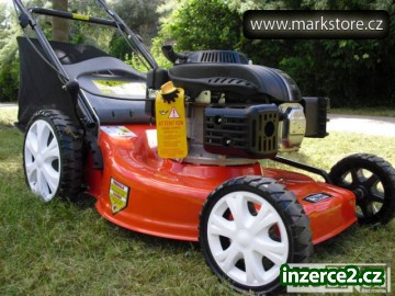 Motorová trávní sekačka s pojezdem_2 390708_2.jpg