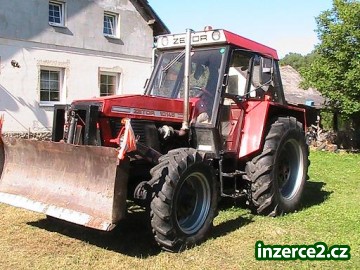 Traktor 10145_2 391275_2.jpg