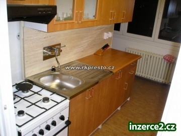 Pronájem bytu 2+1 s balkónem, u IGY._1 391407_1.jpg