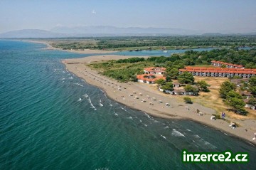 PARŤAČKA NA LEVNOU DOVOLENOU_1 392239_1.jpg