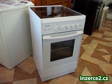 Sporák sklokeramický BEKO - šíře 50 cm_1 393233_1.jpg