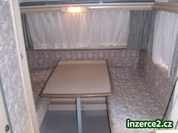 Karavan DETHLEFFS r.v.1990 čtyři lůžka 1000kg_2 395883_2.jpg