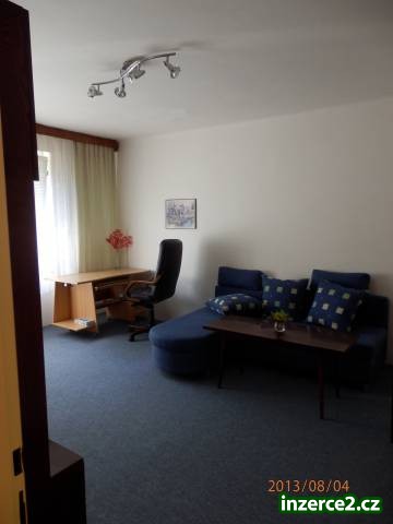 Pronájem bytu 1+1 39m2 Praha Vyšehrad_2 396123_2.jpg