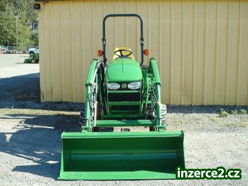 JOHN DEERE 3520 traktor /2011_2 398698_2.jpg