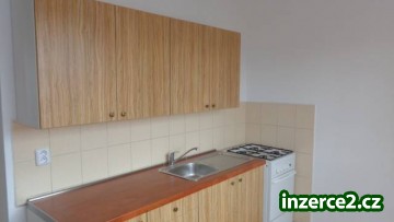 Byt 2+1, 50 m2 v centrum Chomutova po rekonstrukci_1 399076_1.jpg