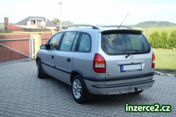 Opel Zafira 1.6 sport,118t.km,nebouraná,bez koroze_2 400608_2.jpg
