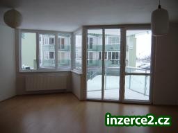 Pronájem bytu 3+kk v Hradci Králové ul. Labská louka_2 40141_2.jpg