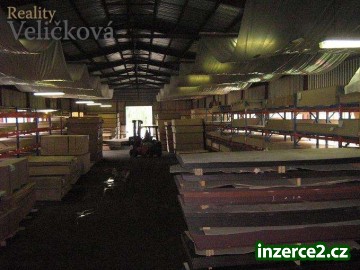 Nabízíme pronájem skladovací haly s prodejnou nedaleko centra Pardubic_2 402251_2.jpg