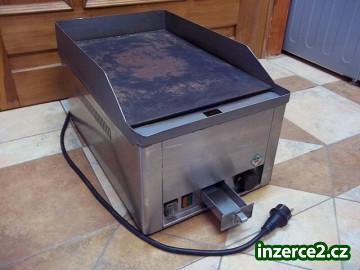 GASTRO PROFI grilovací deska elektrická RM GASTRO_1 403053_1.jpg