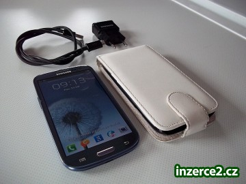 Mobilní telefon SAMSUNG Galaxy S III GT-19300_1 403085_1.jpg