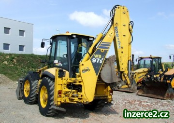 Rypadlonakladač Komatsu WB 97S_2 404266_2.jpg