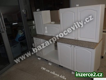 Krásná a elegantní rustikální kuchyňka_2 404682_2.jpg