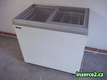 Mrazák pultový prosklený ELECTROLUX IKG 273_1 405641_1.jpg