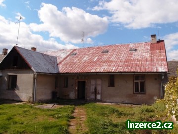 Rodinný dům ve Smiřicích_1 406340_1.jpg