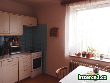 Rodinný dům ve Smiřicích_2 406340_2.jpg