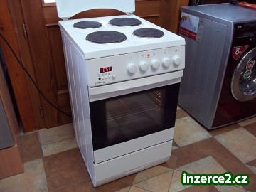 Sporák elektrický PRIVILEG - šíře 50 cm horkovzduch digitál_1 406991_1.jpg