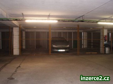Garážový box - autopark ul. Milevská, Praha 4_1 408629_1.jpg