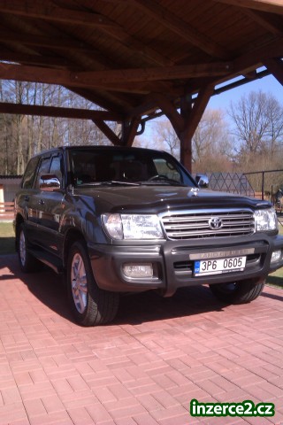 toyota landcruiser 100_1 408746_1.jpg