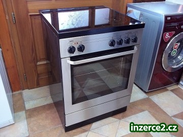 Sporák sklokeramický AEG - šíře 60 cm horkovzduch_1 408871_1.jpg