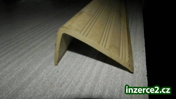 Gumové rohovníky béžové (schodové)_1 409038_1.jpg