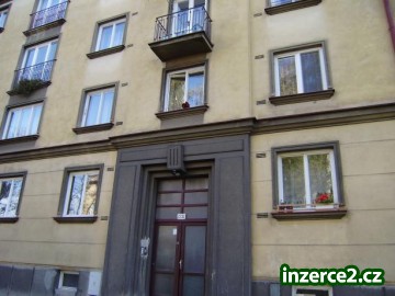 Prodej prostorného zděného bytu 2+1 s garáží v Pardubicích na Dukle_1 40921_1.jpg
