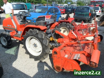Malotraktor Kubota 17 - 2008 v dobrém stavu_2 409650_2.jpg