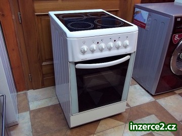 Sporák sklokeramický EXQUISIT - šíře 50 cm horkovzduch_1 411124_1.jpg