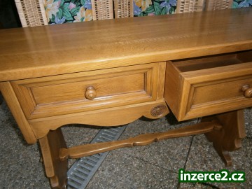 rustikální stolek-plný dubový masiv, 2 zásuvky_2 412287_2.jpg