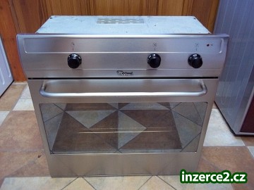 Trouba vestavná WHIRLPOOL nerez horkovzduch_1 412908_1.jpg