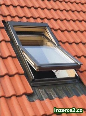 Plastové střešní okno 78x98, 78x118, 78x140_1 412959_1.jpg