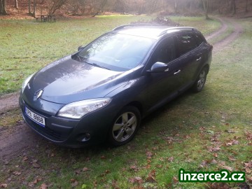 Renault Megane III kombi_1 413149_1.jpg