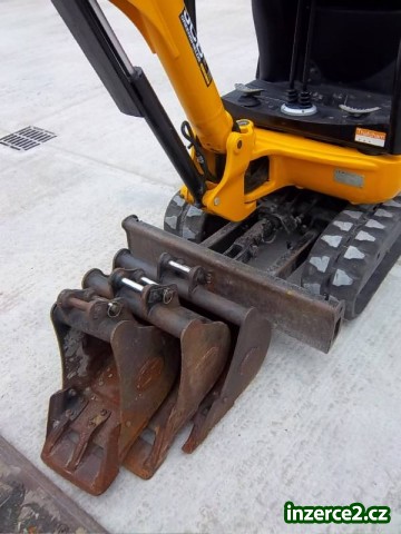 JCB 8016 rypadlo bagr_2 416668_2.jpg