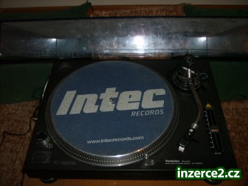 Technics SL-1210 MK2_1 41716_1.jpg