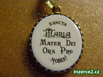 Sv. Panna Maria Bolestná madonka přívěšek zlato_2 420640_2.jpg
