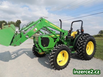 John Deere 5095M s celním nakladacem_1 421718_1.jpg