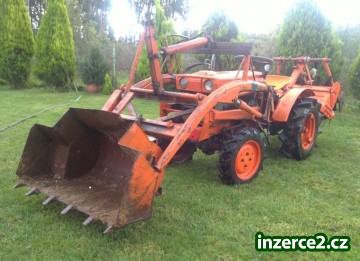 Traktor Kubota B8OOO - 2002_2 421808_2.jpg