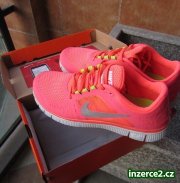NIKE FREE RUN_1 421974_1.jpg