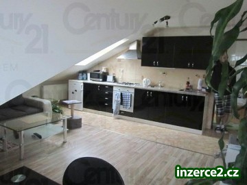 Krásný podkrovní byt 3+kk, 72m2, Kralupy nad Vltavou_1 422295_1.jpg