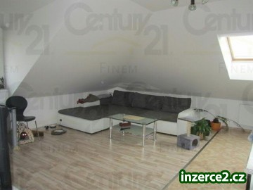 Krásný podkrovní byt 3+kk, 72m2, Kralupy nad Vltavou_2 422295_2.jpg
