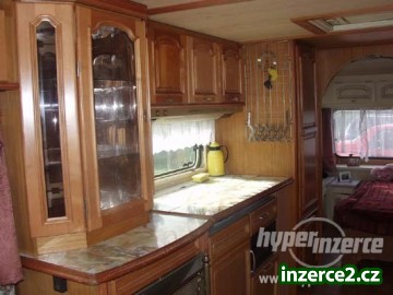Pronajmu luxusní karavan_1 42341_1.jpg