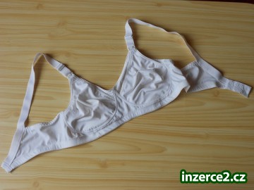 Kojící podprsenka bílá 85C_1 423709_1.jpg
