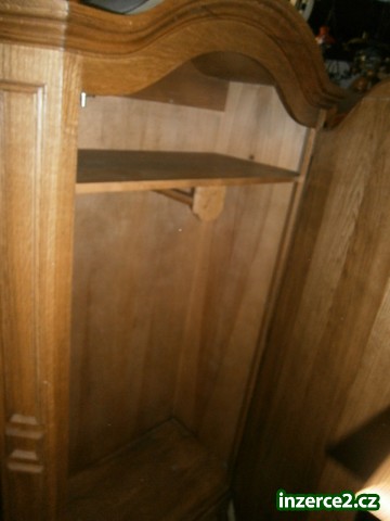 dubová,rustikální,šatní skříň se zrcadlem_2 424034_2.jpg
